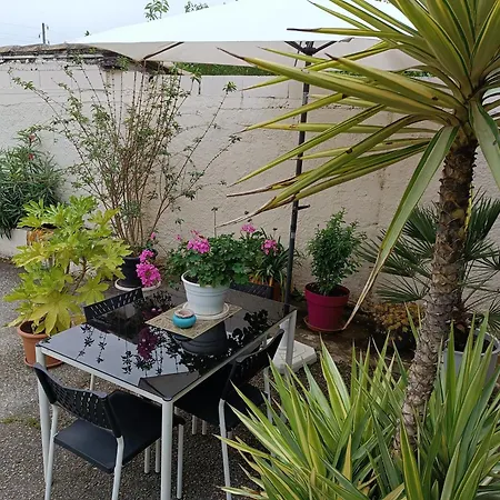 1 A 4 Personnes - Montelimar Sud - Parking Prive